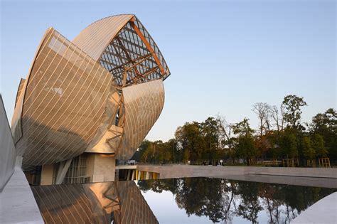 direttore fondazione louis vuitton|Louis Vuitton foundation wikipedia.